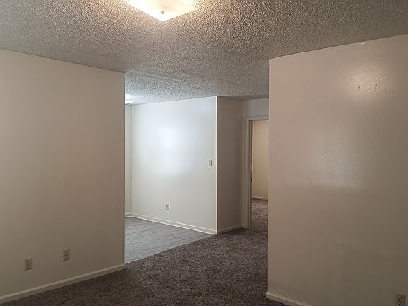 3rd image of 2710 S Taft St #1