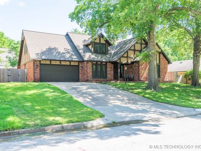 5833 E 78th Pl, Tulsa, OK, 74136