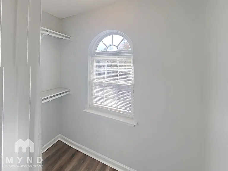 6 Yorkfield Ct — Photo 21