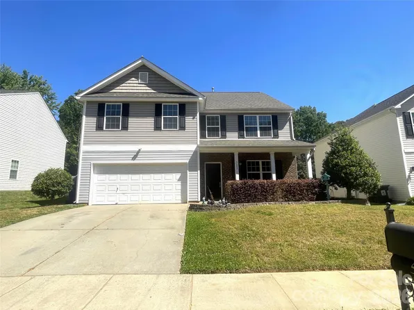 5602 Falkland Ln, Matthews, NC 28104