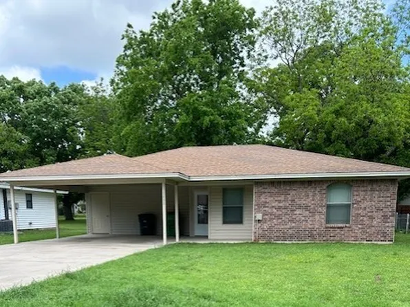 1405 Cherry St, Gainesville, TX 76240