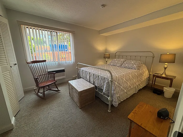 107 Treetop Cir #724 — Photo 8