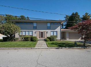 25 Barbour Dr, Providence, RI 02906