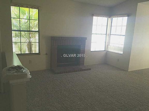 3rd image of 711 Thousand Oaks Dr