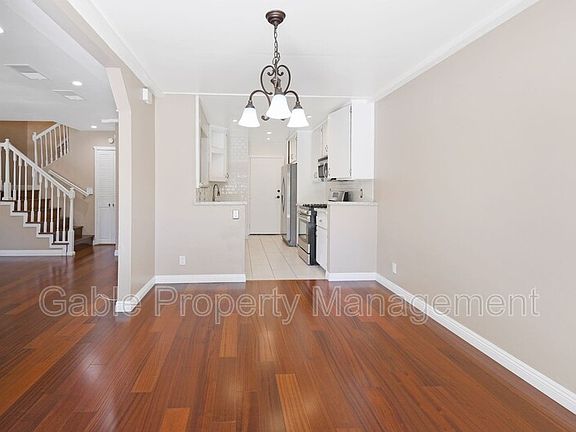 5th image of 23554 Newhall Ave APT 3