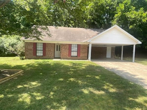 309 Colonial Dr