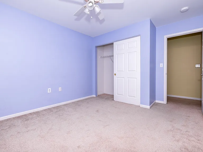 5010 Kames Sq — Photo 11