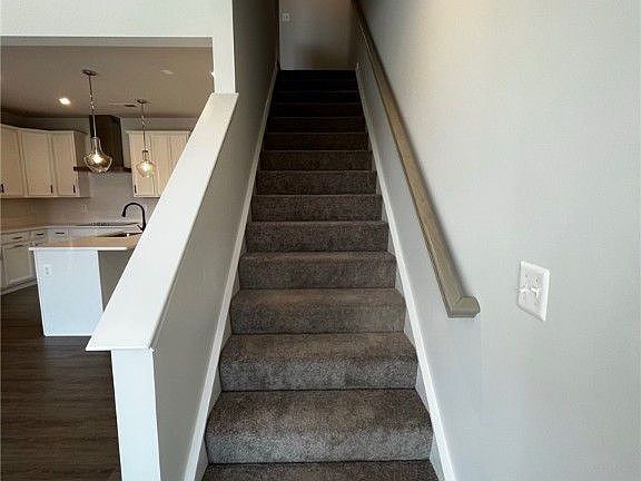 5th image of 9273 Magellan Pkwy #B