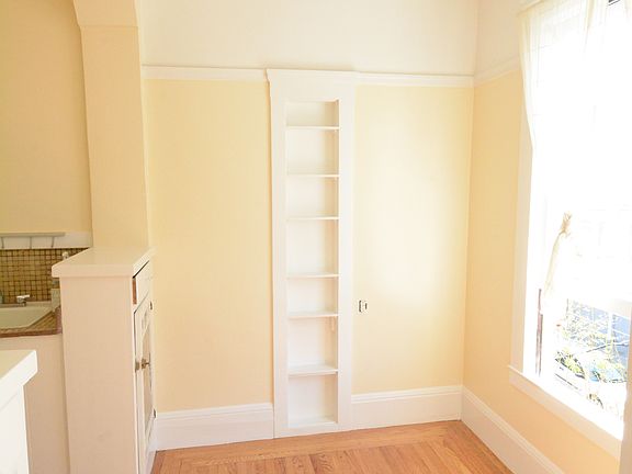 5th image of 3649 18th St APT 6
