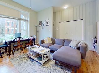 1044 W Webster Ave #1, Chicago, IL 60614