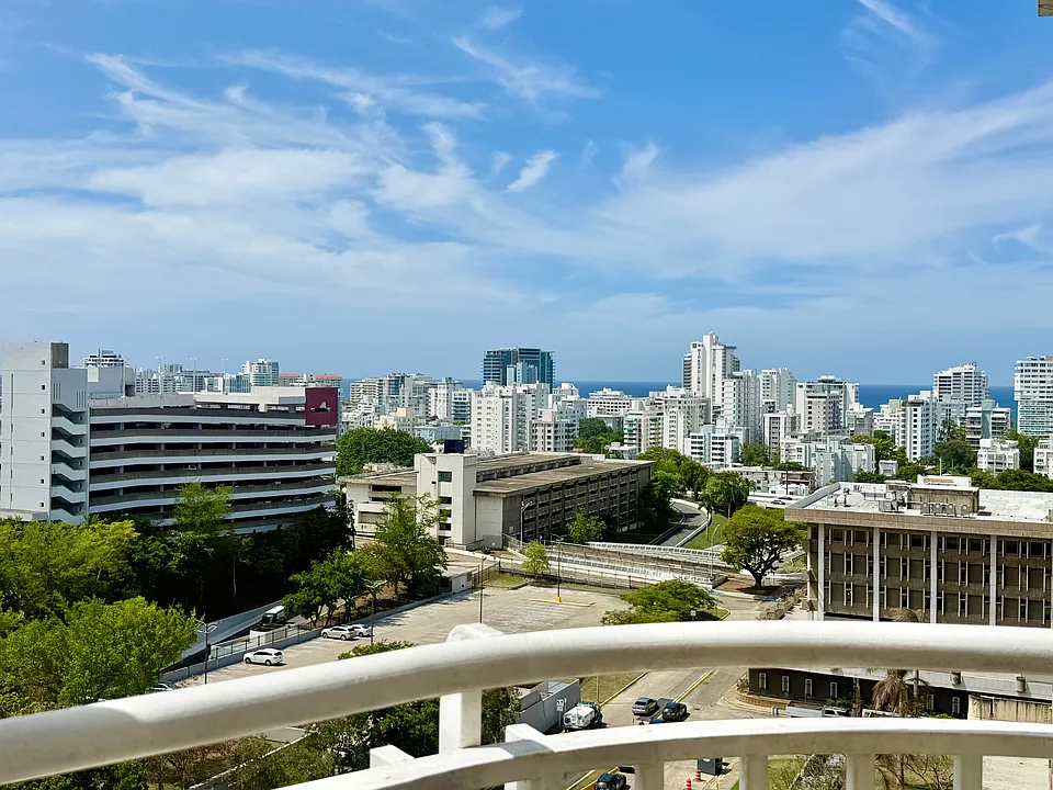 310 Avenida De Diego