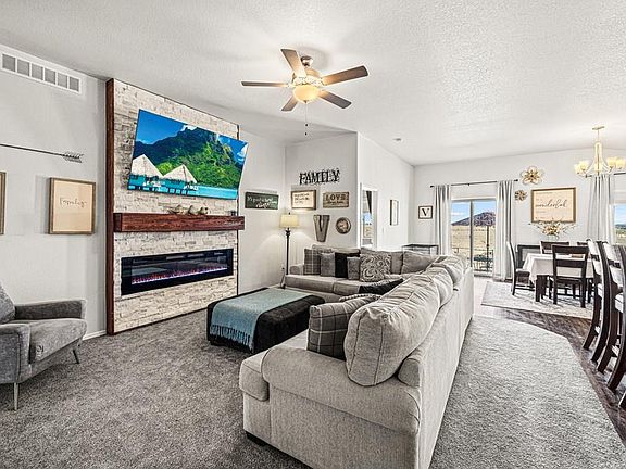 4th image of 681 E Longsdale Dr