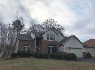 647 Canteridge Dr, Pickerington, OH 43147