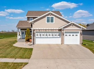 1020 36th Street Cir S, Moorhead, MN 56560