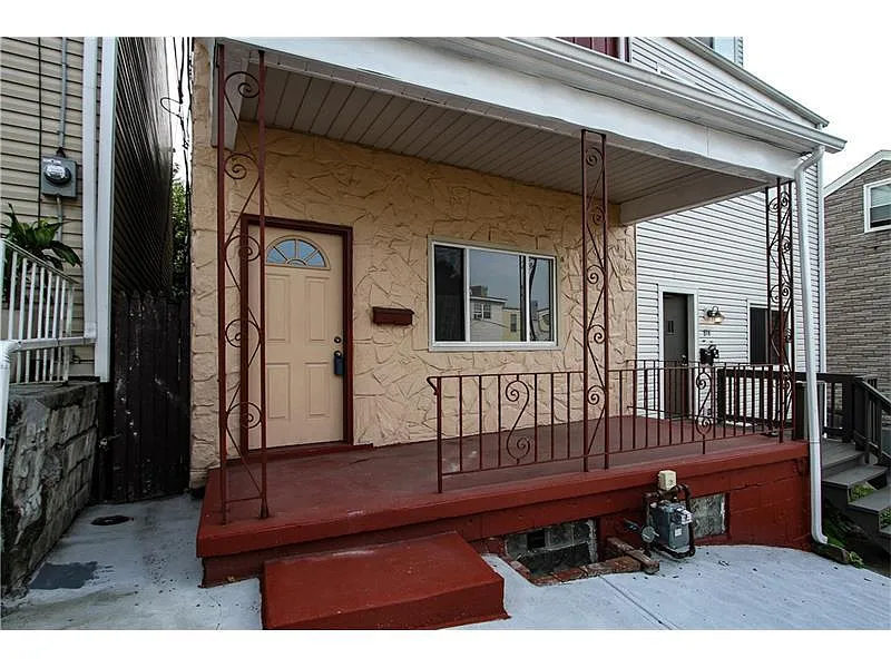 816 McCandless Ave photo 1
