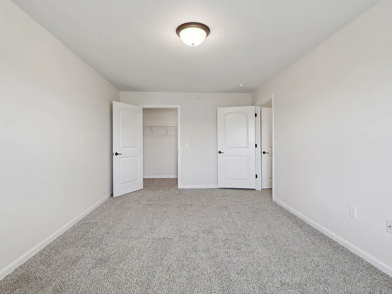 Nicholas Place Apartments — Photo 54