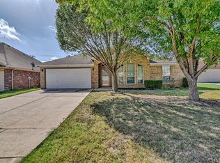 4 Bahama Ct, Mansfield, TX 76063