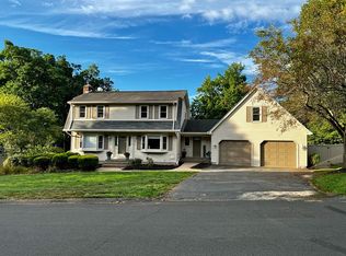 10 Dogwood Ln, Ellington, CT 06029