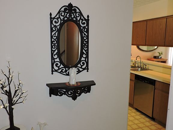 5th image of 801 Crofton Pl