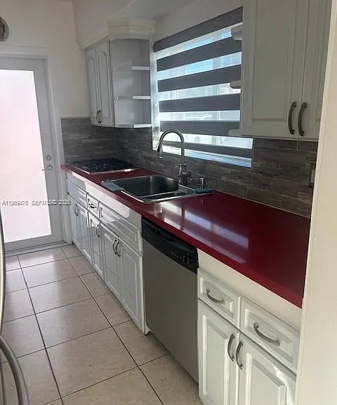 1795 Calais Dr #1 — Photo 4