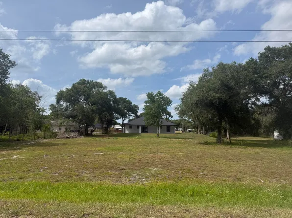 7555 NW 82nd Court, Okeechobee, FL 34972