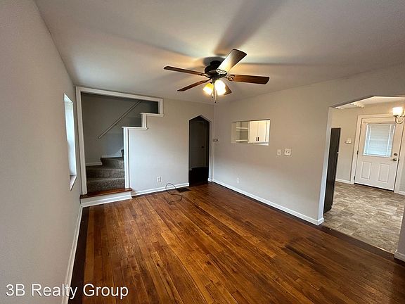 4th image of 3887 Florence Ave