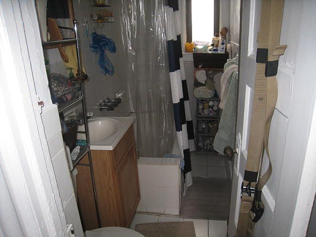 2nd image of 3119 32nd St #24