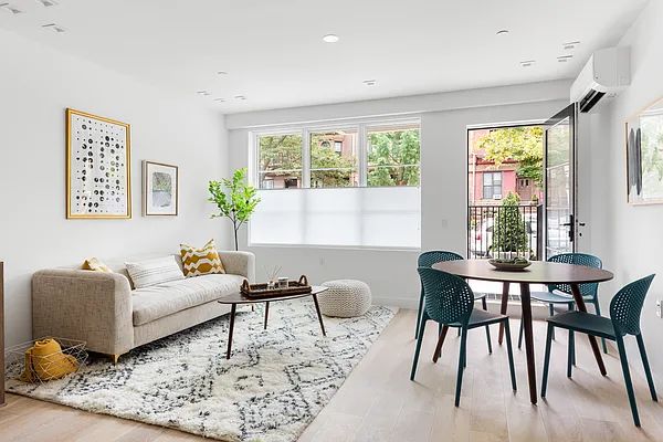 Sold by Douglas Elliman | media 14