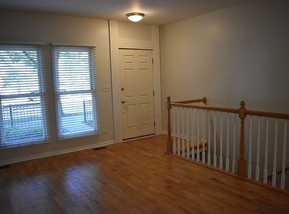 3rd image of 131 N Rose St #131