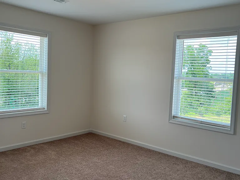 222 Woodridge Dr — Photo 21