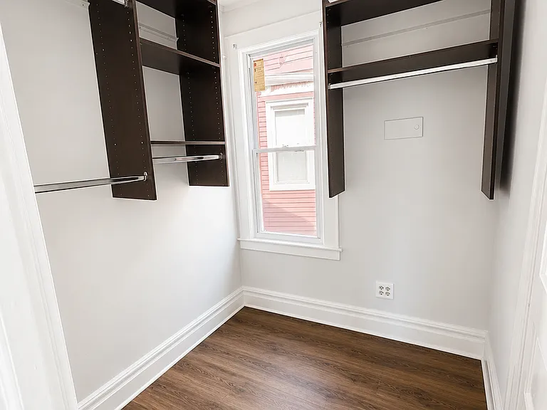 18-20 Rutland Ave #3 — Photo 6