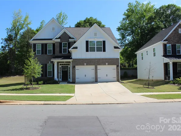 5056 Blue Serenity Ct, Denver, NC 28037