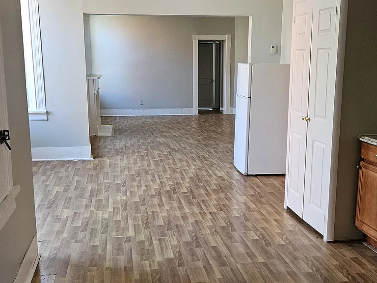 2129 Saint Paul St #2 — Photo 12