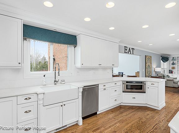 3rd image of 3940 Paradise Canyon Ct