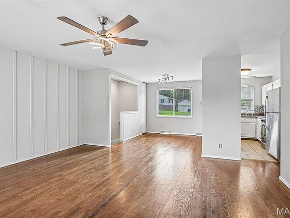 5th image of 8511 Talma Ct