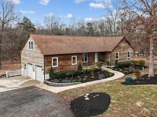 11041 Round Hill Dr, Nokesville, VA 20181