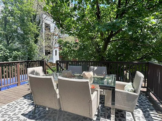 Rented by Compass | media 39