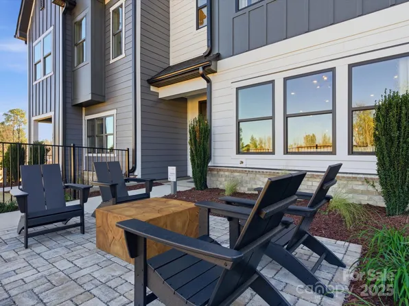 492 Nash St, Fort Mill, SC 29715