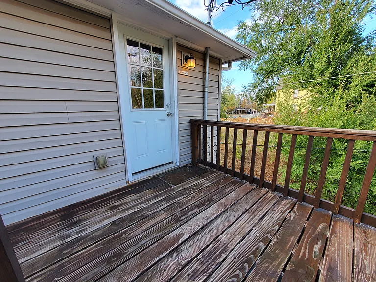 610 N Wentz St #1/2 — Photo 3