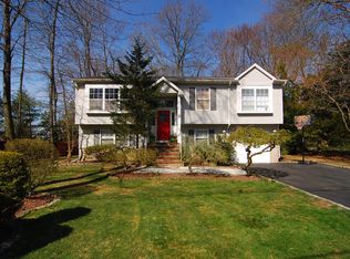 20 Scrub Oaks Rd, Mine Hill, NJ 07803