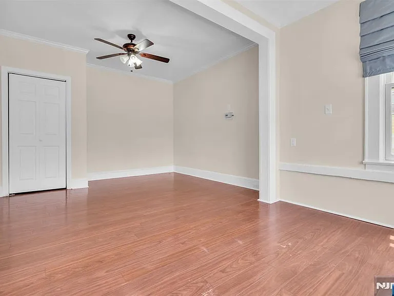 206 Highland Ave — Photo 4