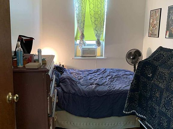 4th image of 260 Prospect Park W APT 4