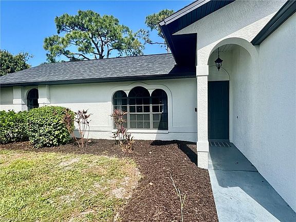 2nd image of 8137 Pelican Rd
