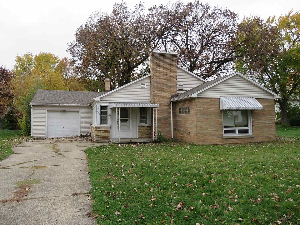 1st image of 117 Marshall Blvd