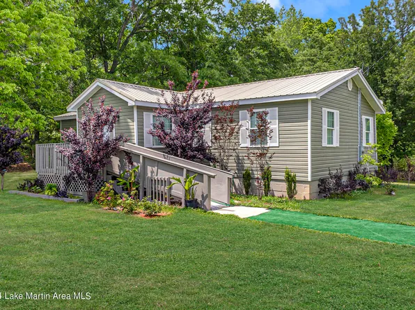 956 Rainbow Dr, Ashland, AL 36251