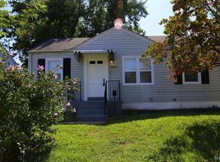 10606 Saint Philip Ln, Saint Ann, MO 63074