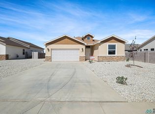 3703 Saguaro Dr, Carlsbad, NM 88220