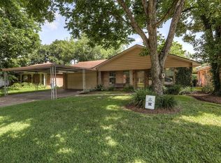 5202 De Milo Dr, Houston, TX 77092