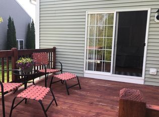 19 Stirling Ave, Hooksett, NH 03106