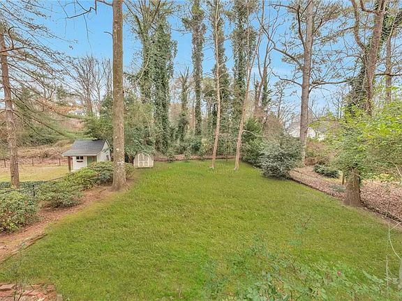 5th image of 2888 Skyland Dr NE